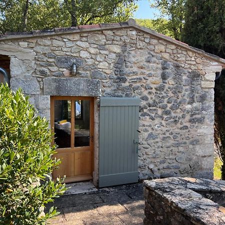 Bed and Breakfast Bergerie Montjustin Exterior foto