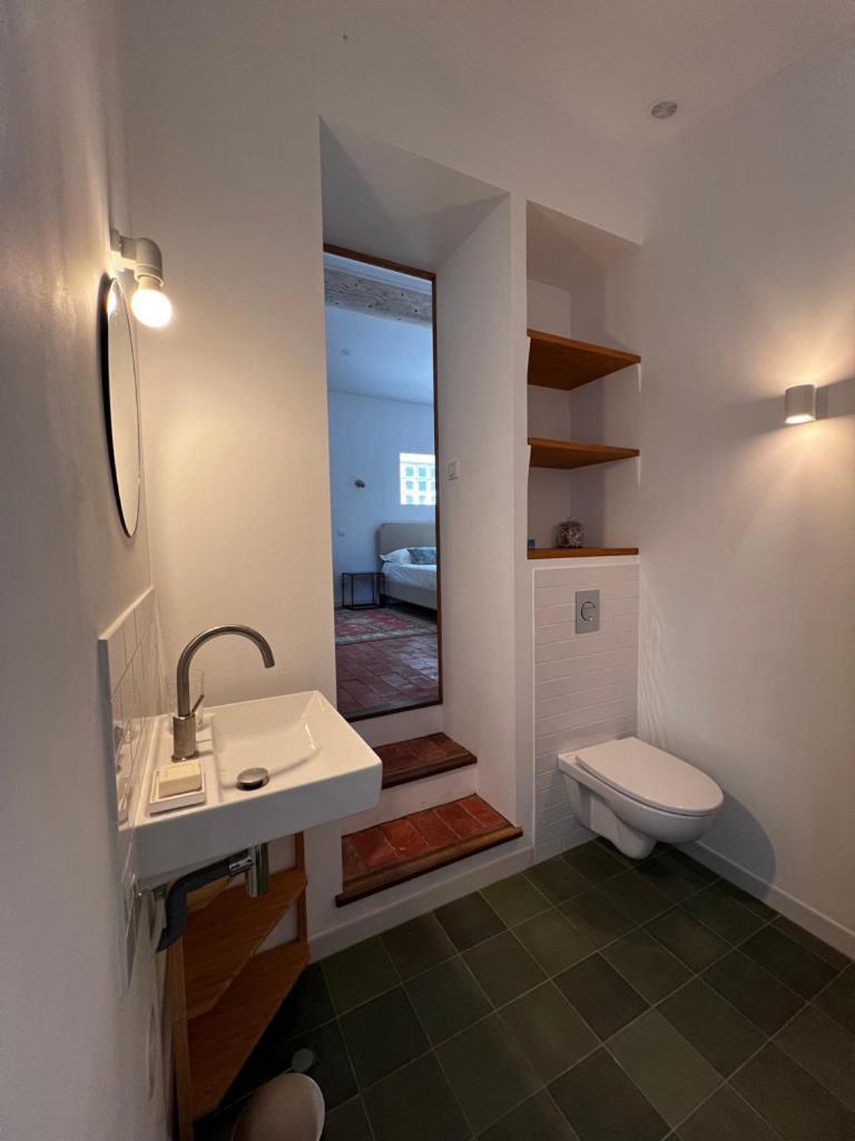 Bed and Breakfast Bergerie Montjustin Exterior foto